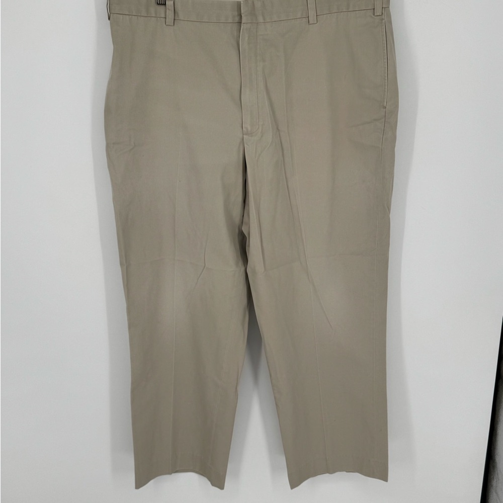 LL Bean Men’s Khaki Pants Size 42 Natural Fit Tan Chino Flat Front Cotton H3